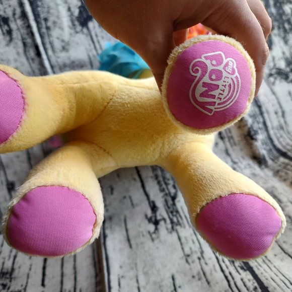 MY LITTLE PONY Fluttershy Plush 12” with Butterflies and rainbow Mane and tale - Picture 8 of 8